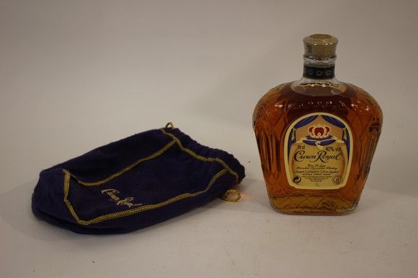 1 Blle  Blended Canadian Whisky CROWN RO...