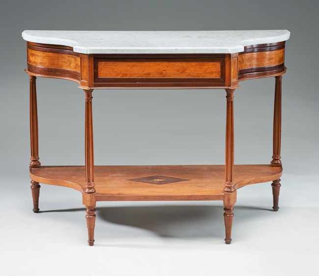 CONSOLE en noyer, placage d'acajou brun et...