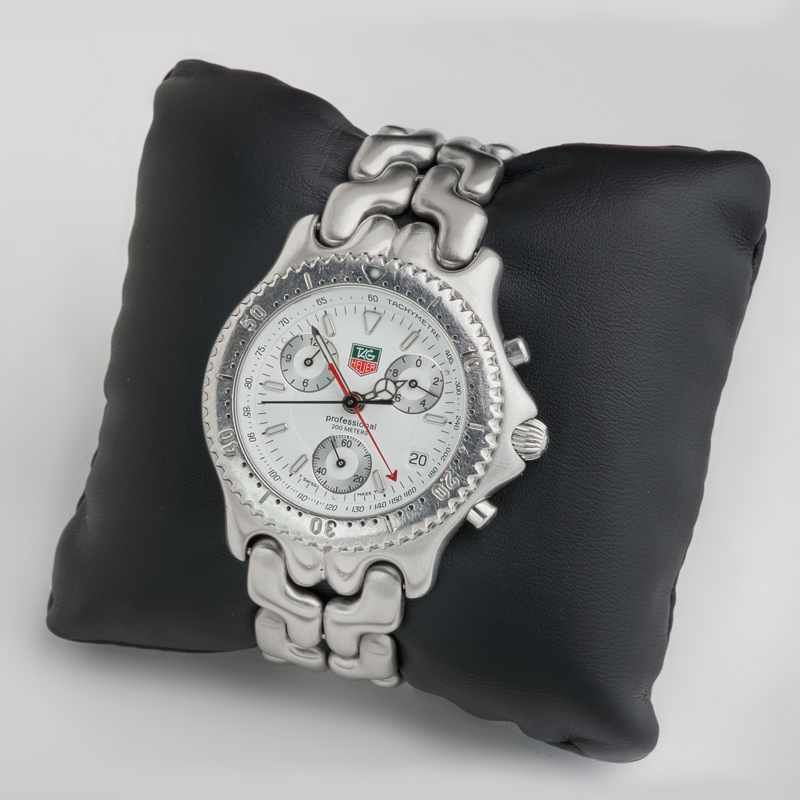 TAG HEUER