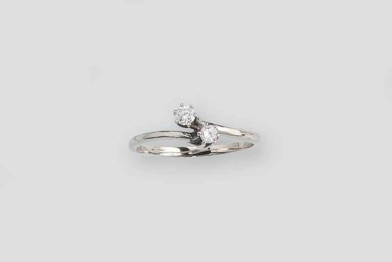 BAGUE VOUS ET MOI en or gris (750) et deux...
