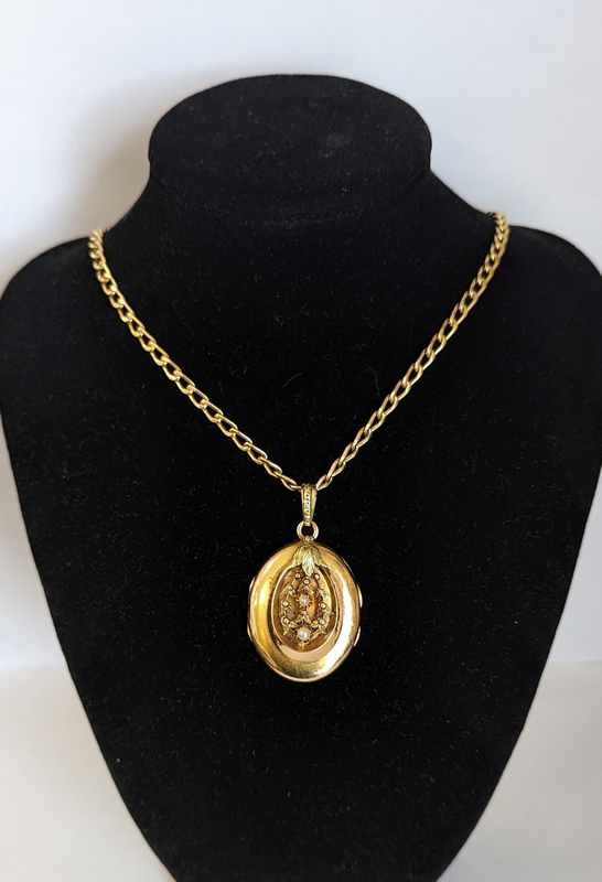 COLLIER CHAÎNE en or (750)  (sans fermoir)...