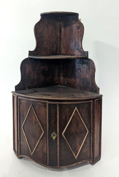 ENCOIGNURE D'APPLIQUE en bois mouluré et...