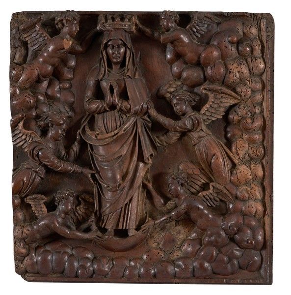 PANNEAU en bois sculpté en haut-relief représentant...