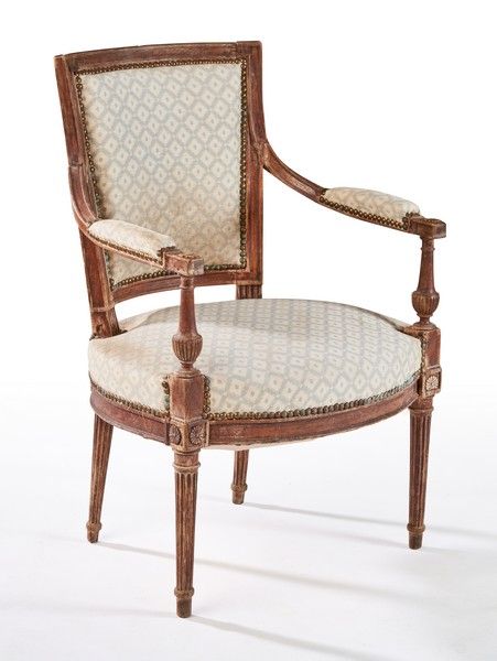 FAUTEUIL à dossier cabriolet en bois naturel...