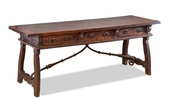 TABLE DE COMMUNAUTÉ pouvant former console...