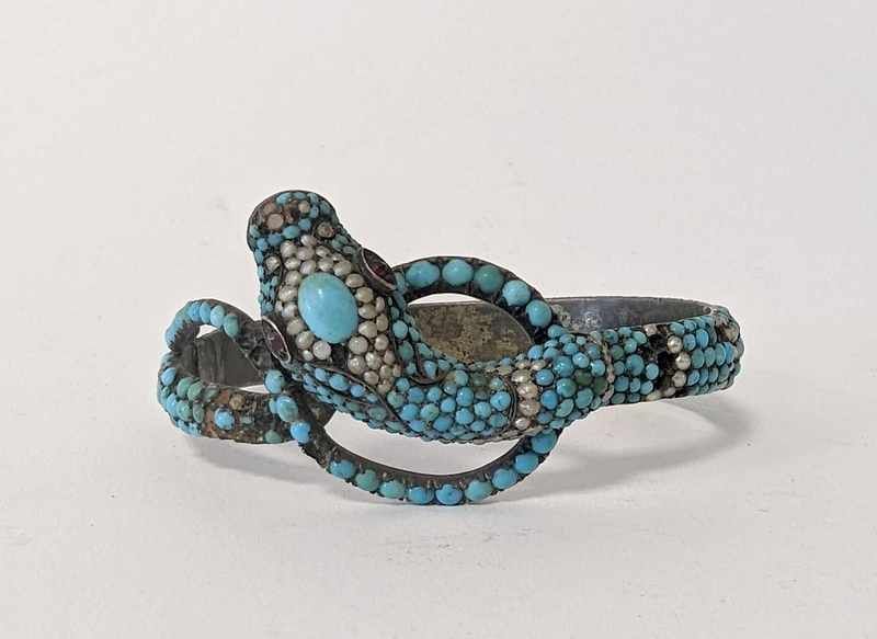 BRACELET serpent en argent (bas titre) orné...