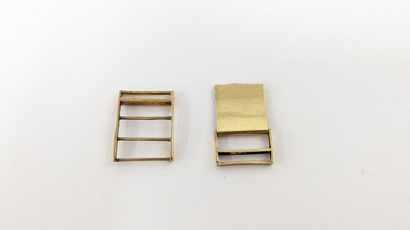 DEUX BRIS d'or (750).