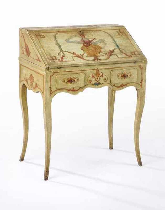 BUREAU DE PENTE en bois laqué à décor d'une...