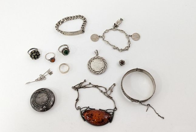 BIJOUX en argent (925) comprenant : une PETITE...