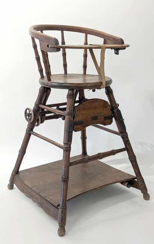 CHAISE HAUTE D'ENFANT en bois style bambou...