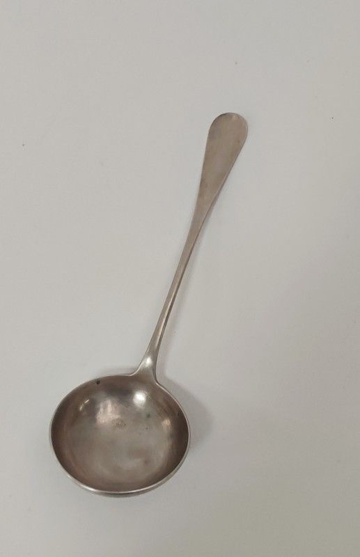 LOUCHE en argent modèle uni plat.