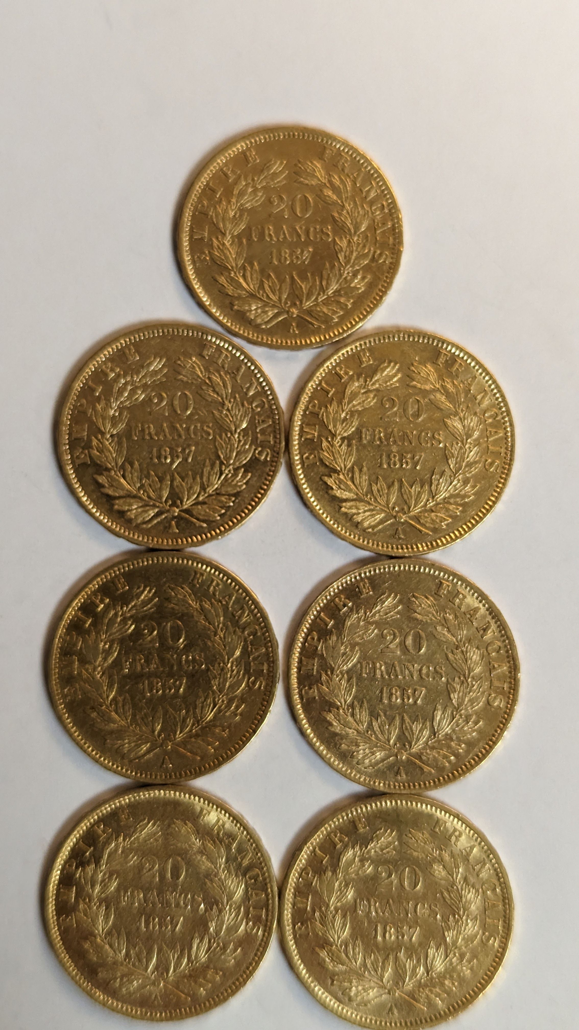 7 PIECES DE 20 FRANCS en or. Graveur Barre....