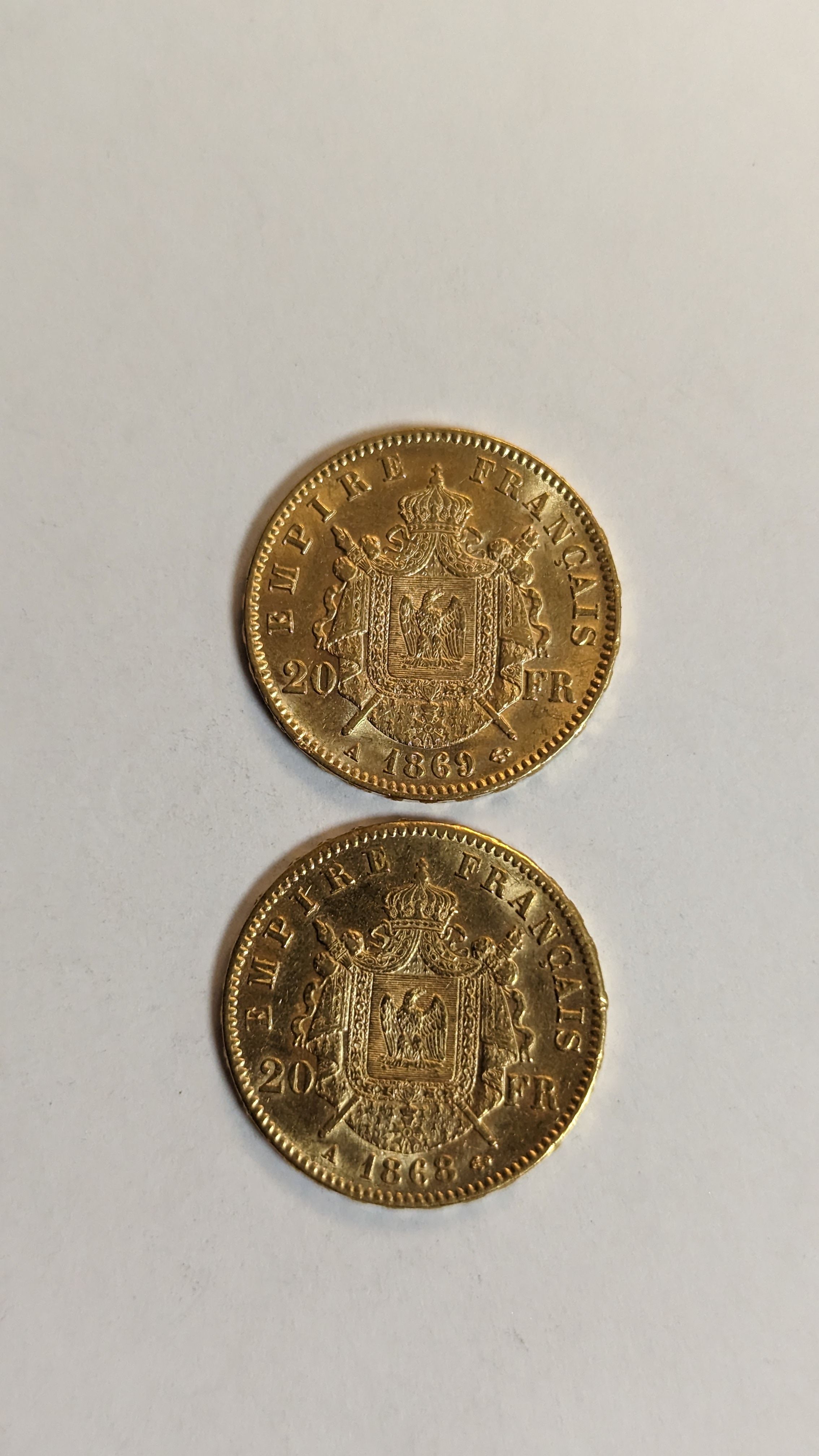 2 PIECES DE 20 FRANCS en or. Graveur Barre....