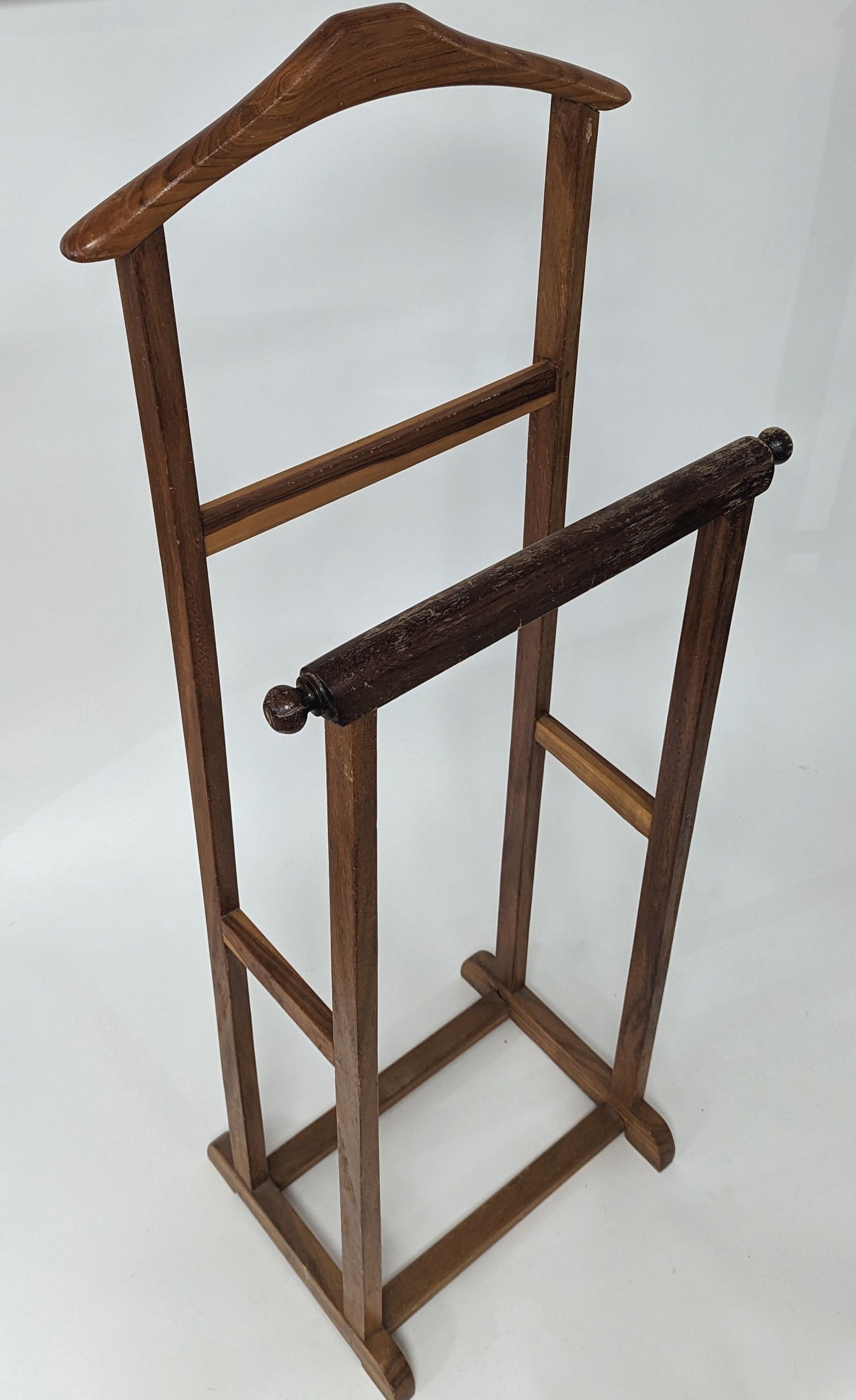 VALET DE CHAMBRE en bois naturel reposant...