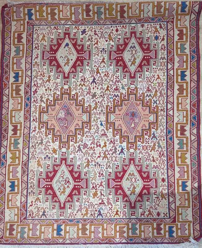 TAPIS KILIM rectangulaire en laine polychrome...