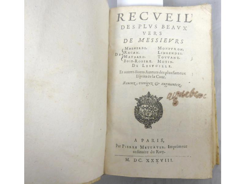 LOT de deux volumes :