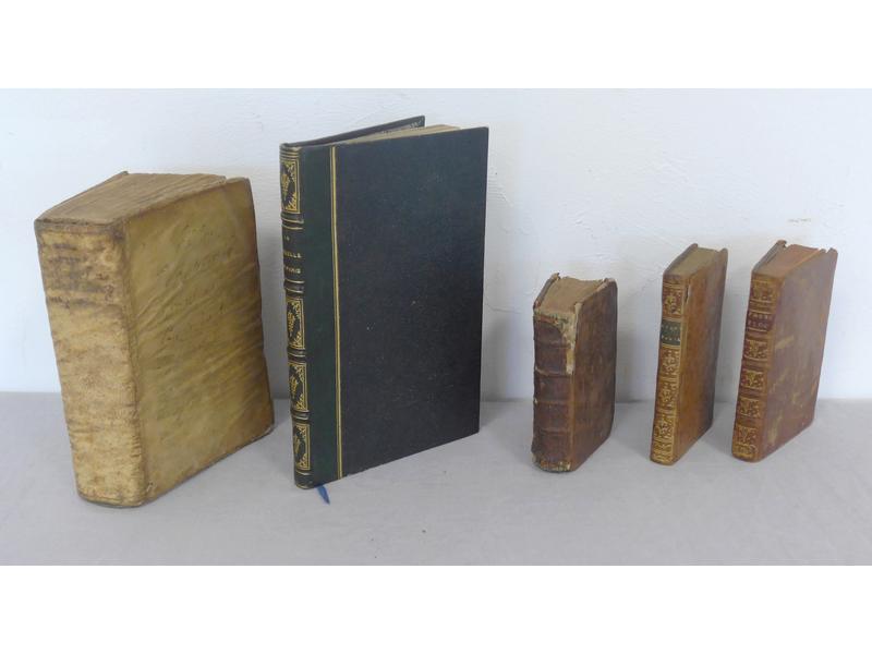 Réunion de 5 vol. anciens reliés.