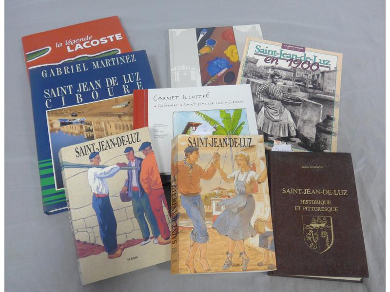 SUITE DE HUIT LIVRES DIVERS SUR SAINT-JEAN-DE-LUZ...