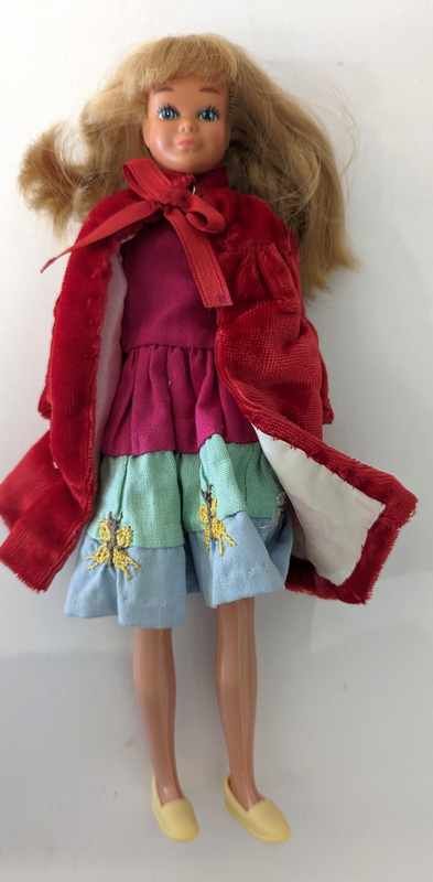 POUPEE DANS LE GOUT DE SKIPPER blonde aux...
