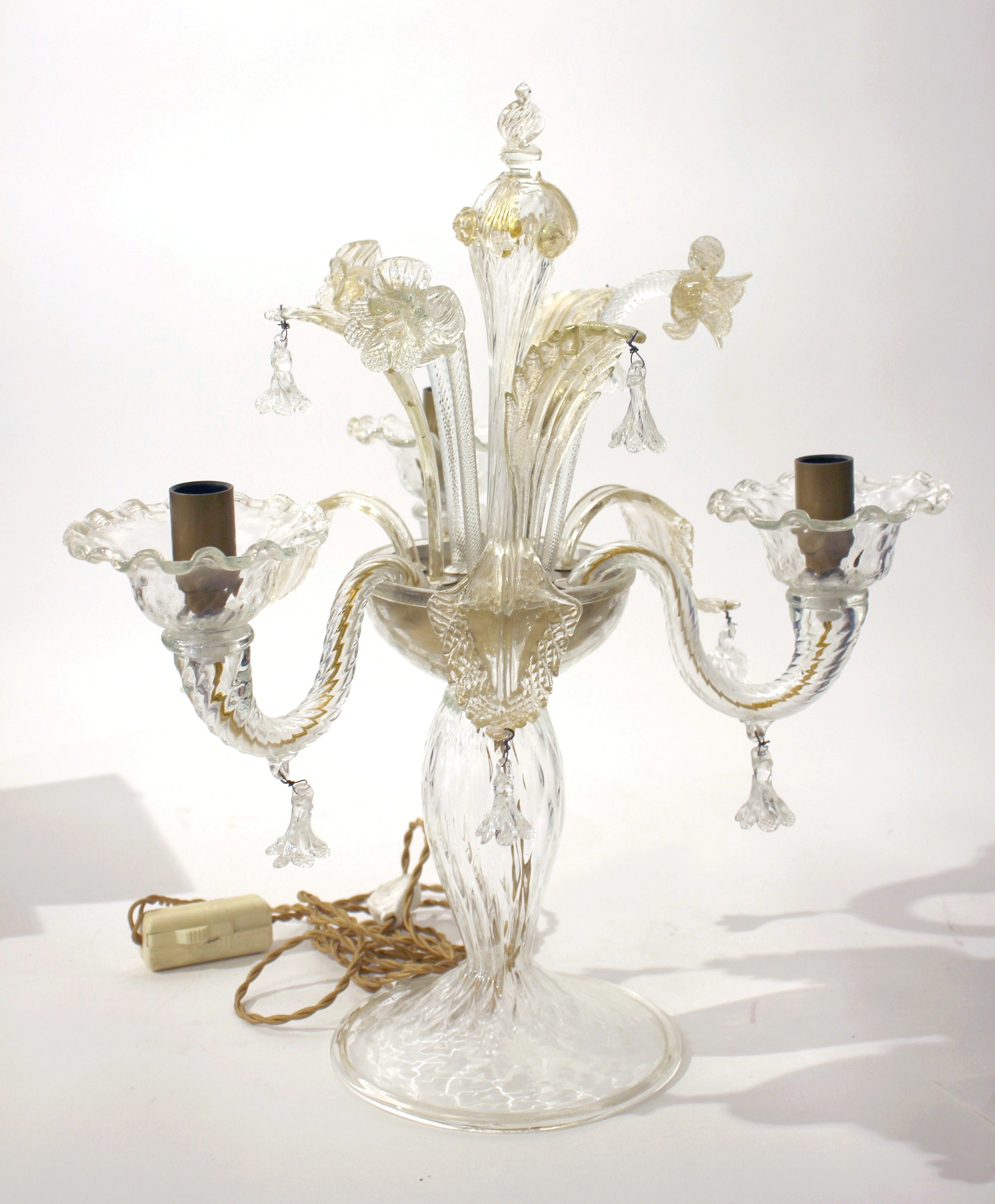 GIRANDOLE en verre blanc soufflé et pailleté...