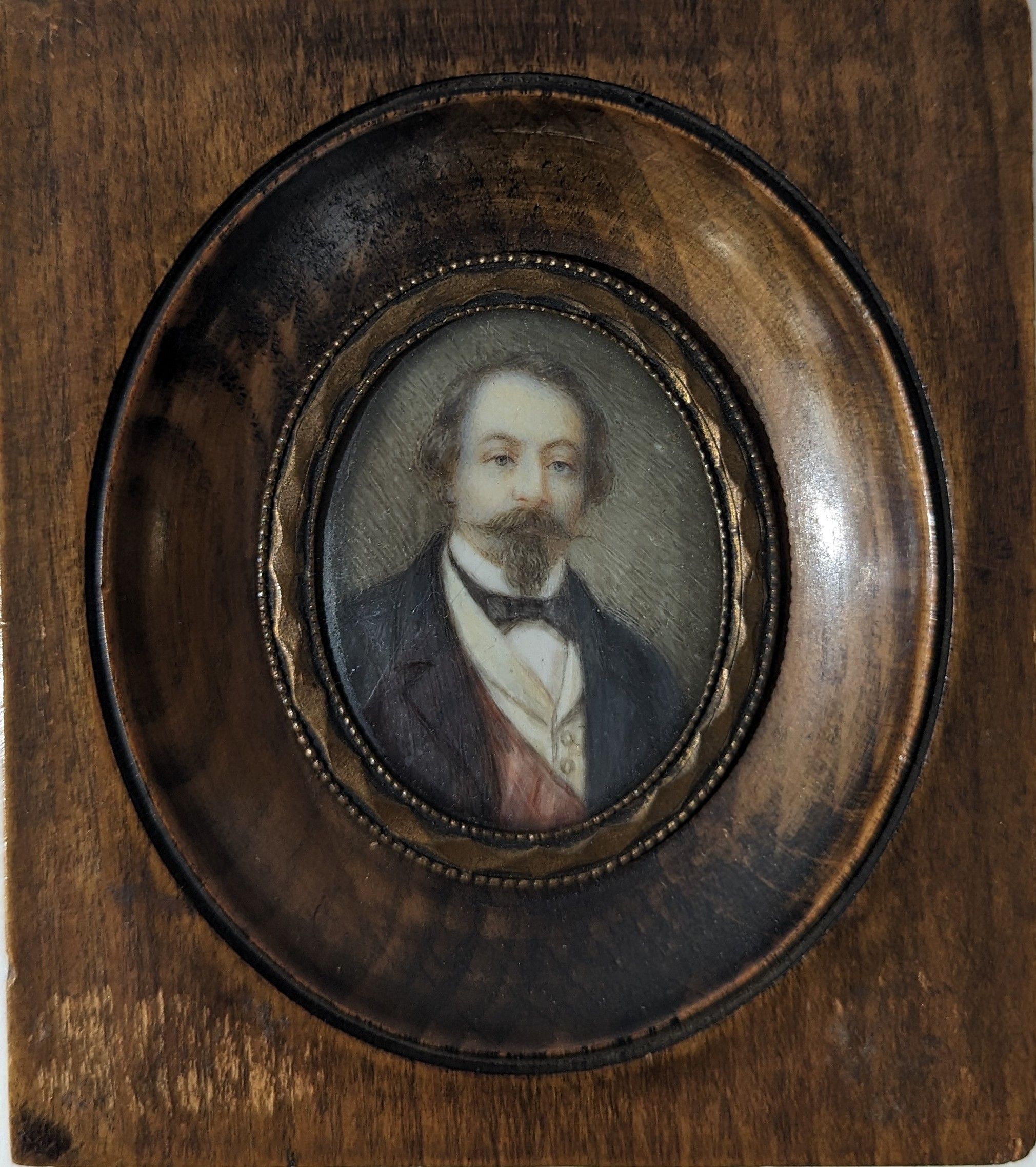 MINIATURE ovale gouachée représentant Napoléon...