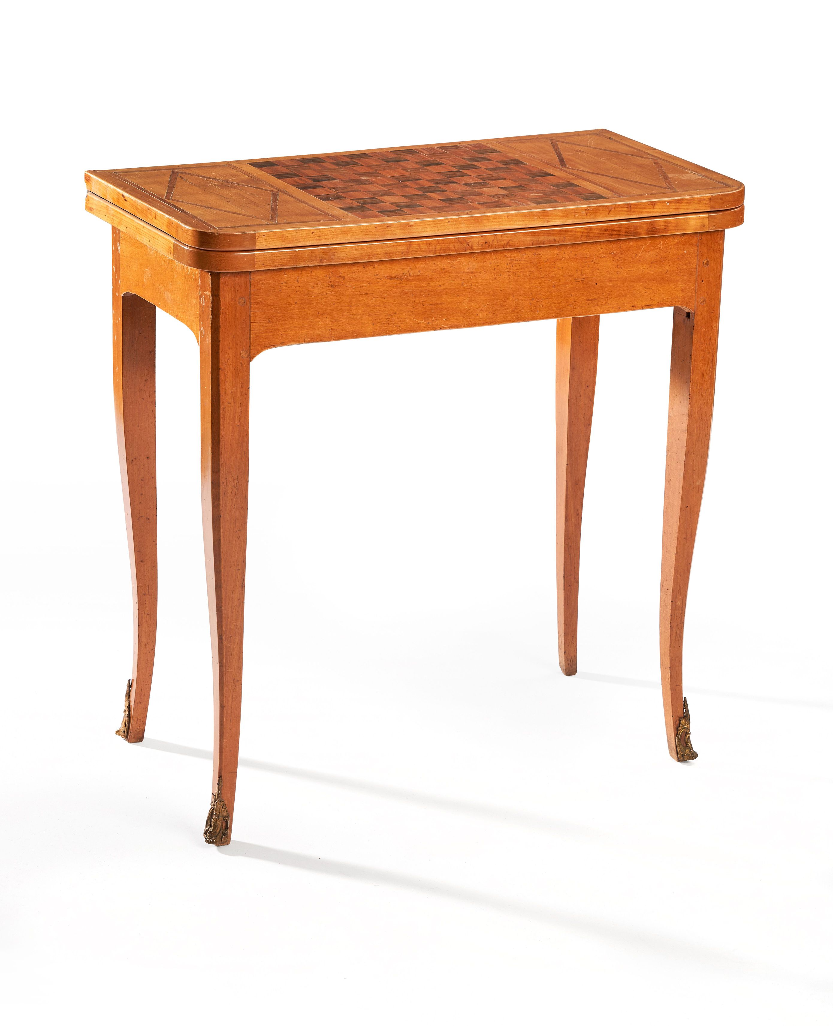 TABLE A JEU à plateau rectangulaire abattant...
