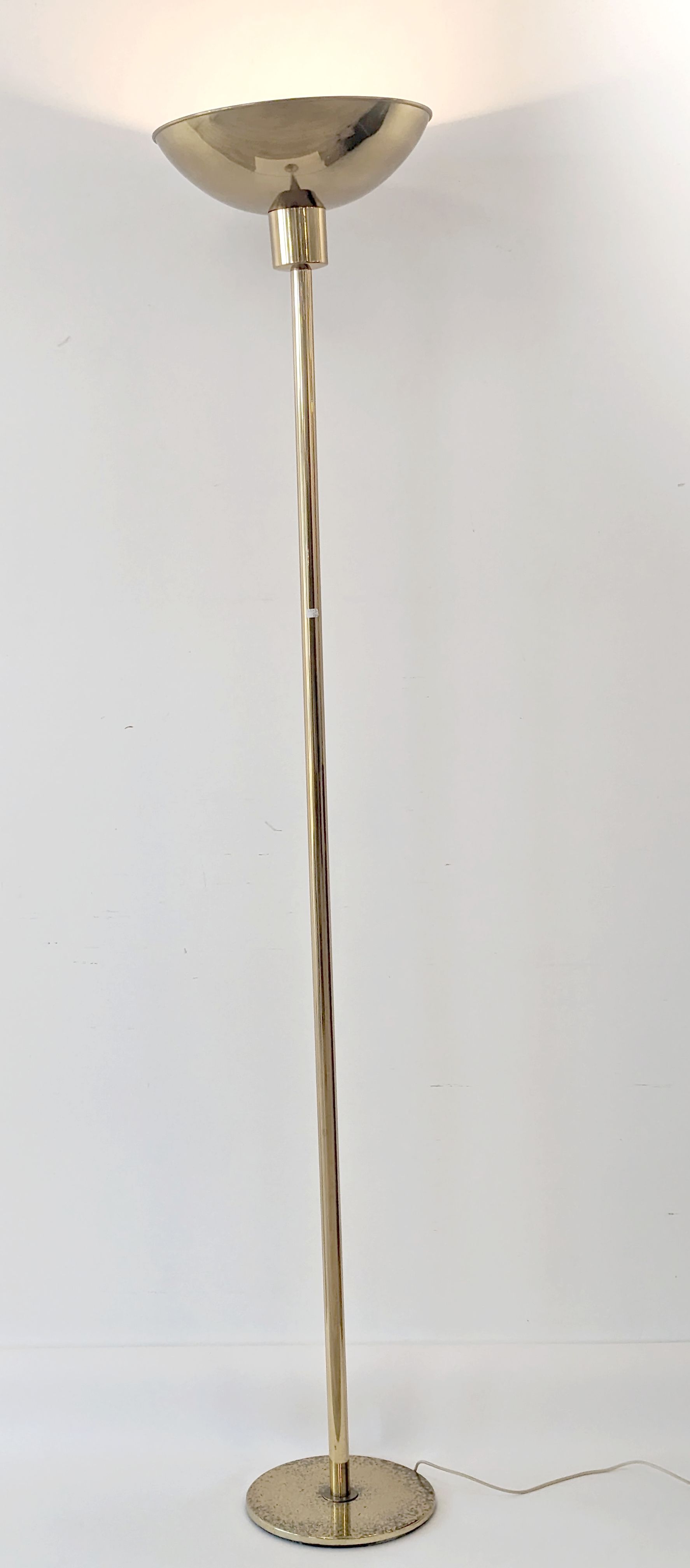 GRAND LAMPADAIRE en métal doré circulair...
