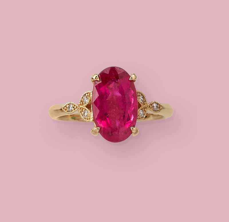 BAGUE en or (750) ornée d'ue rubelite taille...