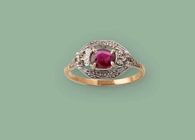 BAGUE ancienne en or jaune et gris (750)...
