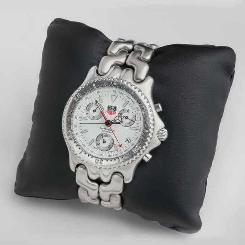 TAG HEUER
