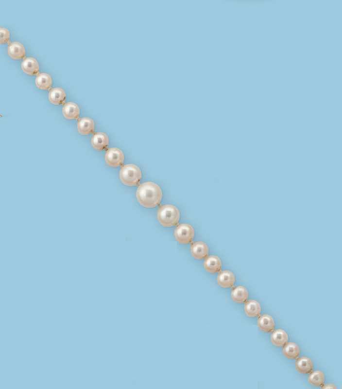 COLLIER en perles de culture en chute (perles...