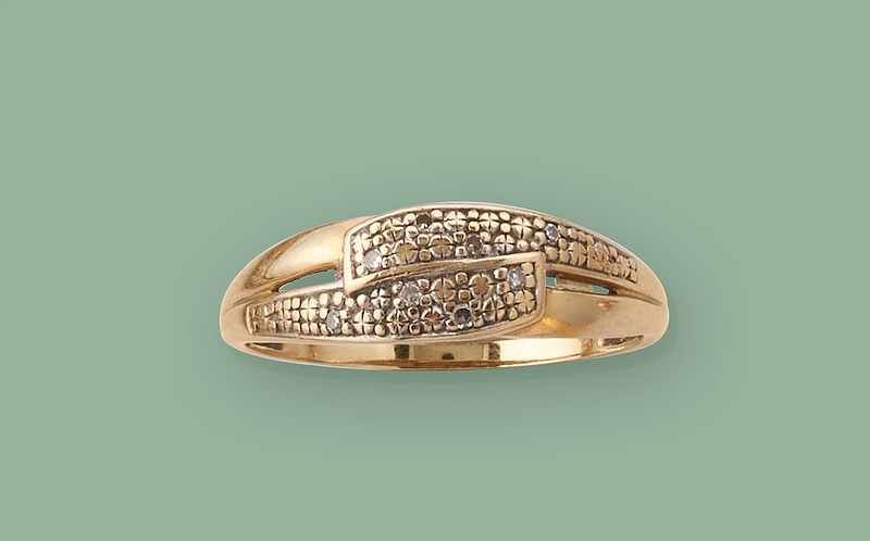 BAGUE en or jaune (750 mm) sertie de diamants...
