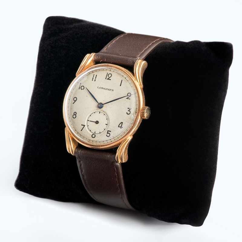 LONGINES