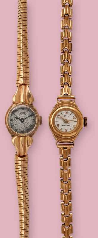 DEUX MONTRES DE DAME dont CYMA DE LUXE et...