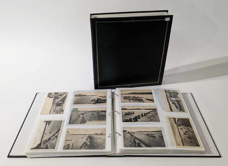 [CAPBRETON] - DEUX ALBUMS DE CARTES POSTALES...