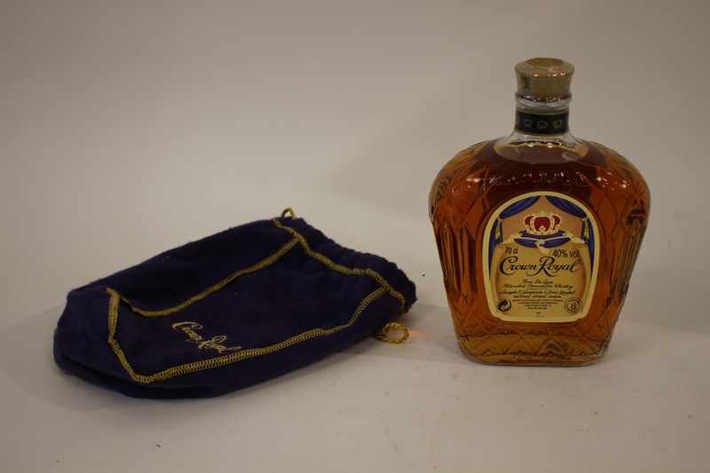 1 Blle  Blended Canadian Whisky CROWN RO...