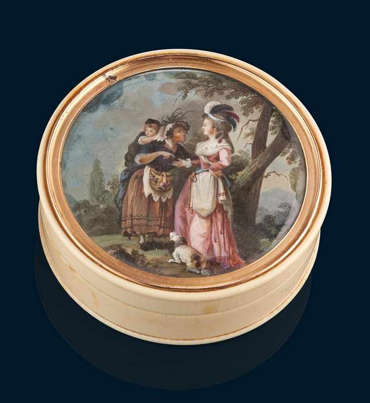BOÎTE ronde en ivoire et écaille, le couvercle...
