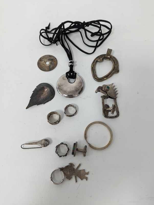 DIVERS BIJOUX en argent (925) dont bracelet...