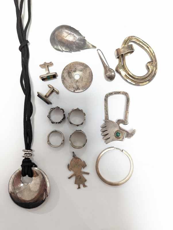 PENDENTIF ovoïde en argent (925), poinçon...