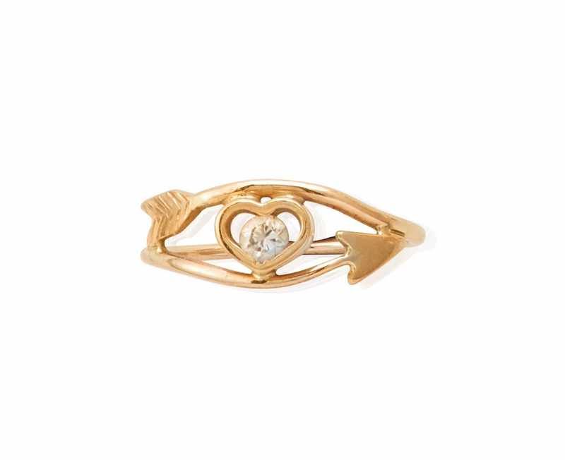 BAGUE solitaire en or (750) de forme flèche...