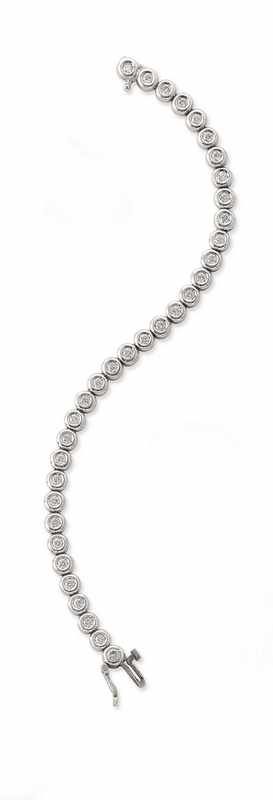 BRACELET ligne en or gris (750) composé de...