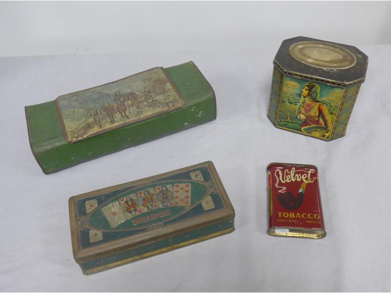 LOT DE QUATRE BOÎTES en tôle lithographiée,...