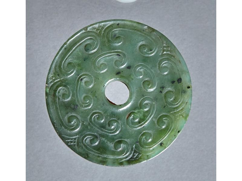 DISQUE Bi en jade vert épinard.