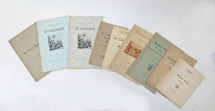 [SOCIOLOGIE] - 10 ouvrages en feuillets portant...
