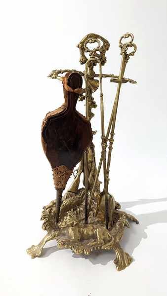 [CHASSE] - SERVITEUR DE CHEMINÉE en bronze,...