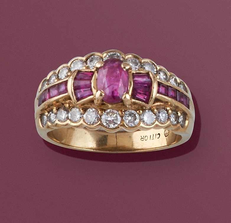 BAGUE en or jaune (750) à rang central de...