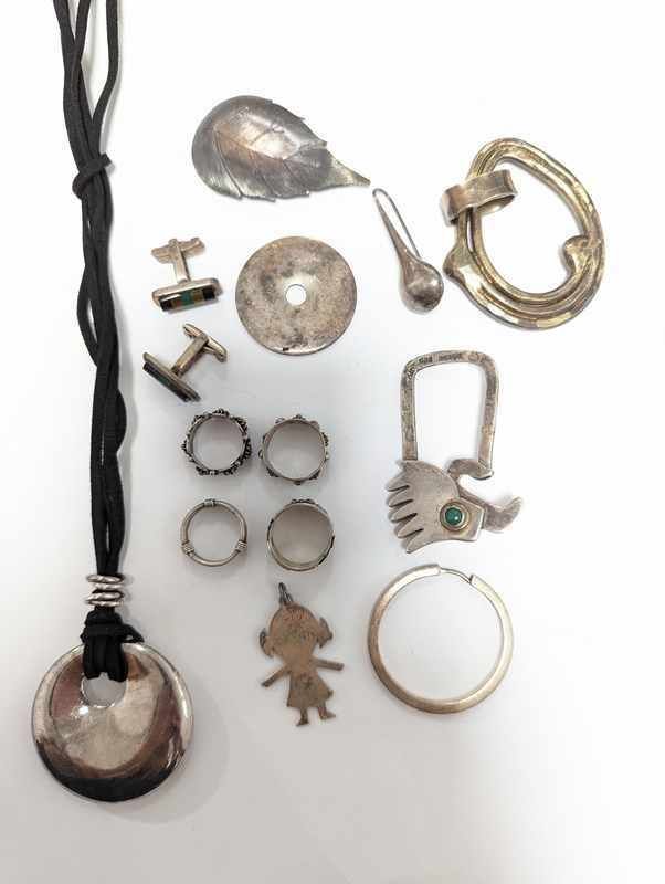 PENDENTIF ovoïde en argent (925), poinçon...