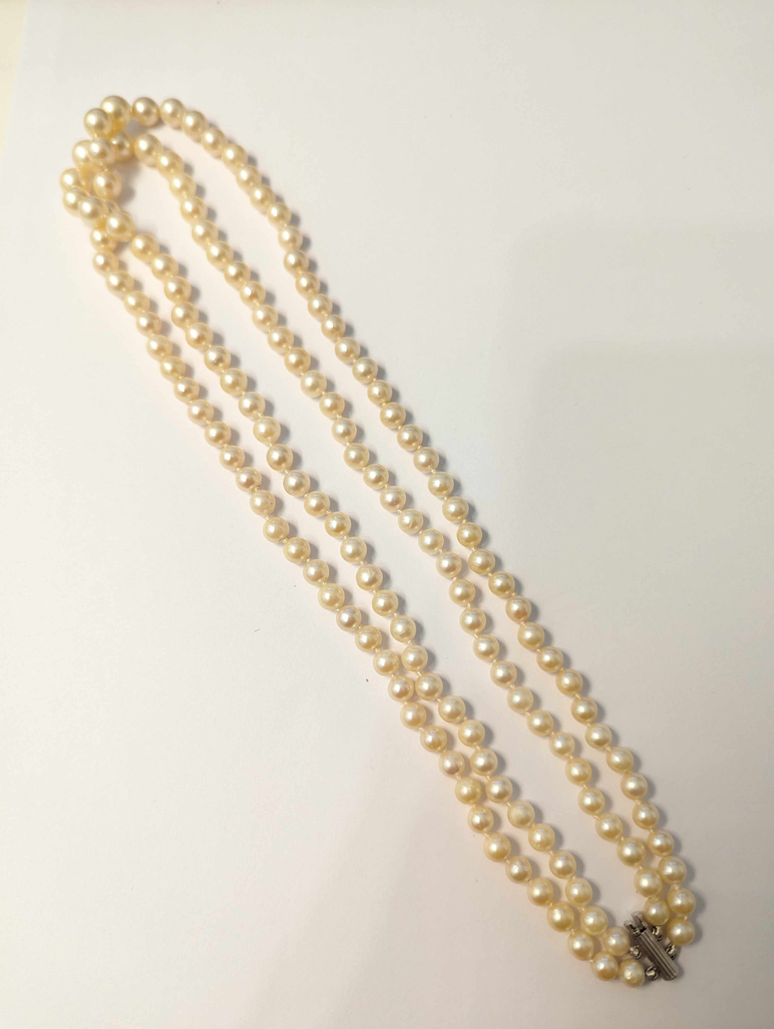 COLLIER DOUBLES RANGS PERLES DE CULTURE en...