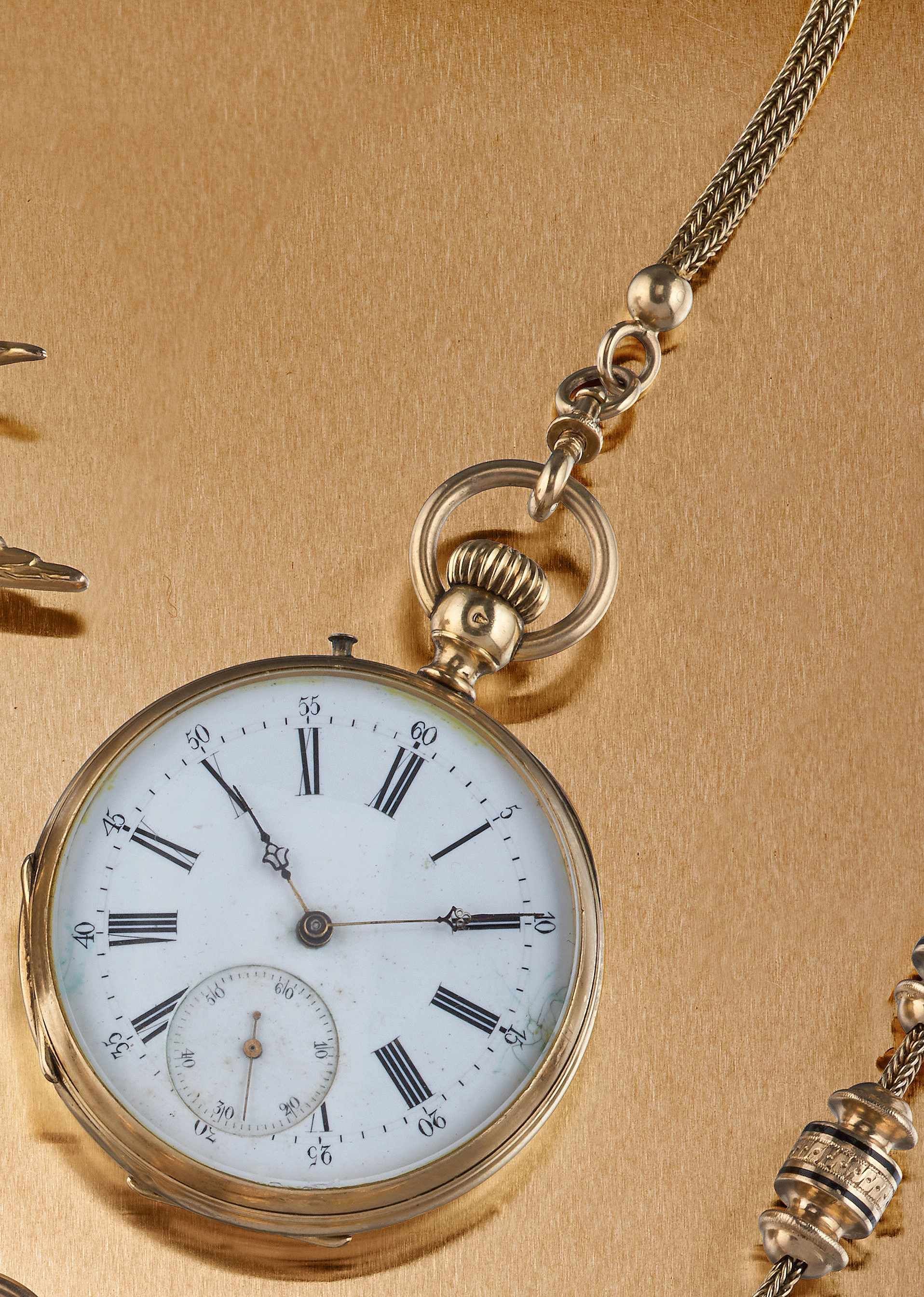MONTRE DE POCHE en or jaune (750) avec cache-poussière...