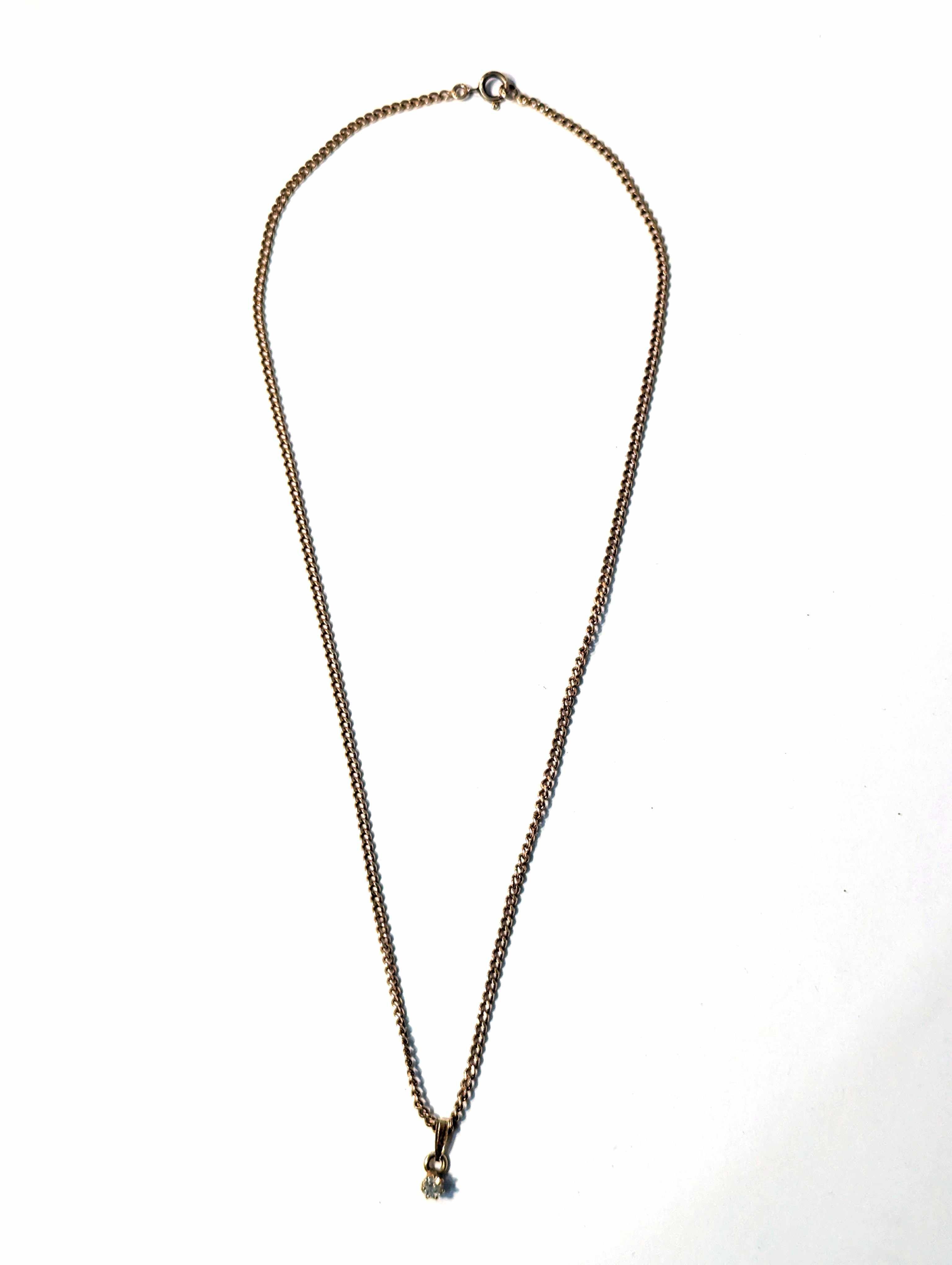 PENDENTIF en or jaune (750) avec diamant...